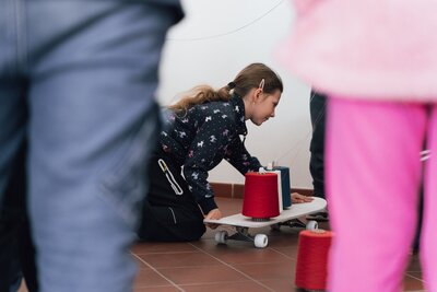 z vernisáže výstavy Všechny ruce pravé od Lucie Nováčkové