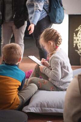 PRIMAL RITUAL – KRÁLIČÍ NORA / Ondřej Ševčík - Dětská galerie Lapidárium - workshop a vernisáž výstavy