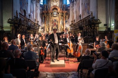 Za poklady Broumovska, Jan Valta, Filharmonie Hradec Králové, Kühnův smíšený sbor