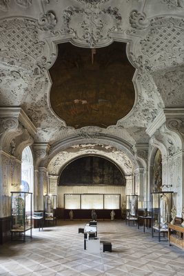 Ora et lege, Liam Gillick, pohled do výstavy, Klášter Broumov, 2021