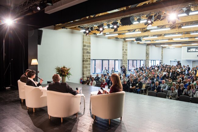 Může kultura (z)měnit společnost? Letošní Broumovské diskuse zvolily téma Kultura a vzájemnost