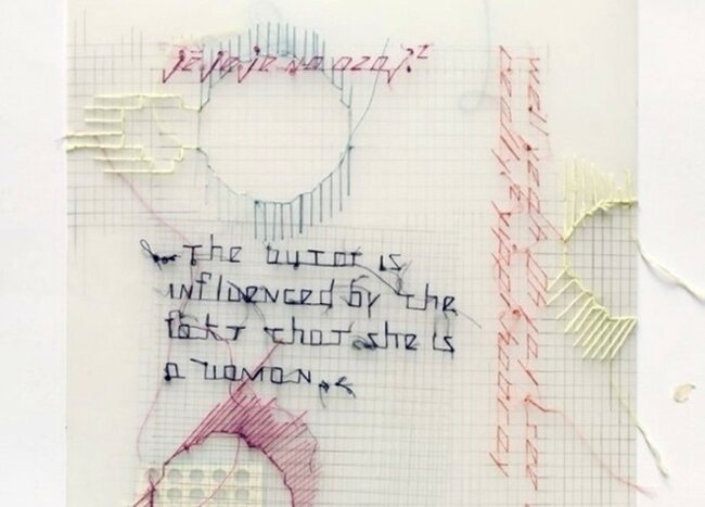 Výstava „Jsem zašitá“ představí v Dětské galerii Lapidárium díla vizuální umělkyně Emőke Vargové