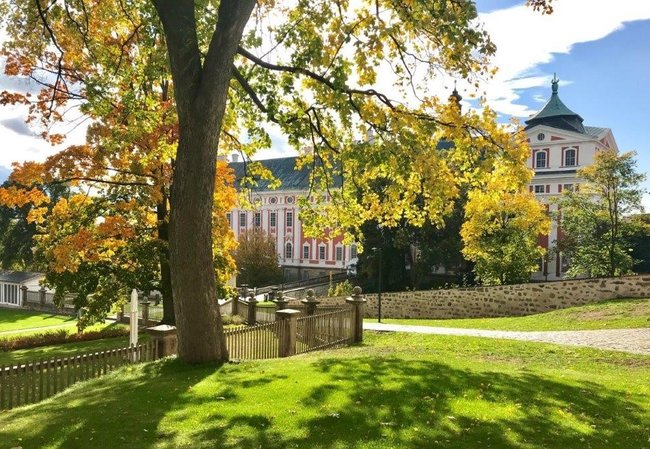 Mobilní aplikace a questy