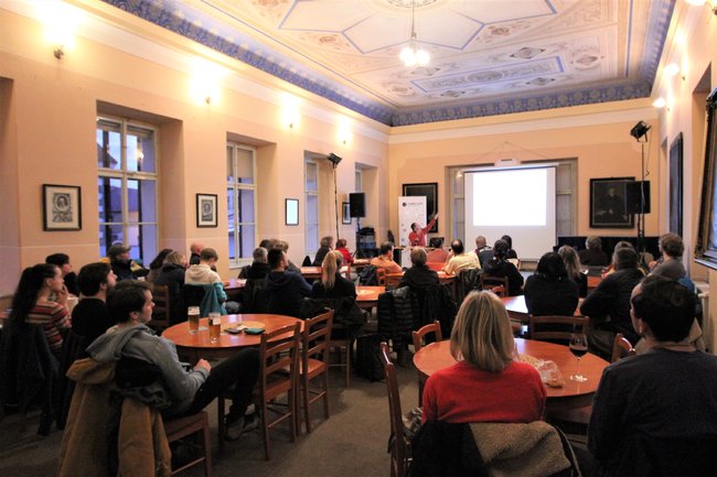 Science / Dialog Café