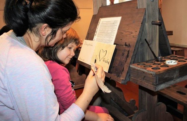 Interaktivní prohlídky Skriptoria s knihovnou